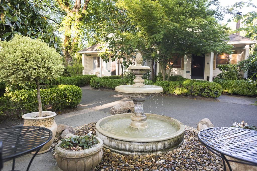 Cottage Grove Inn Calistoga Exterior photo